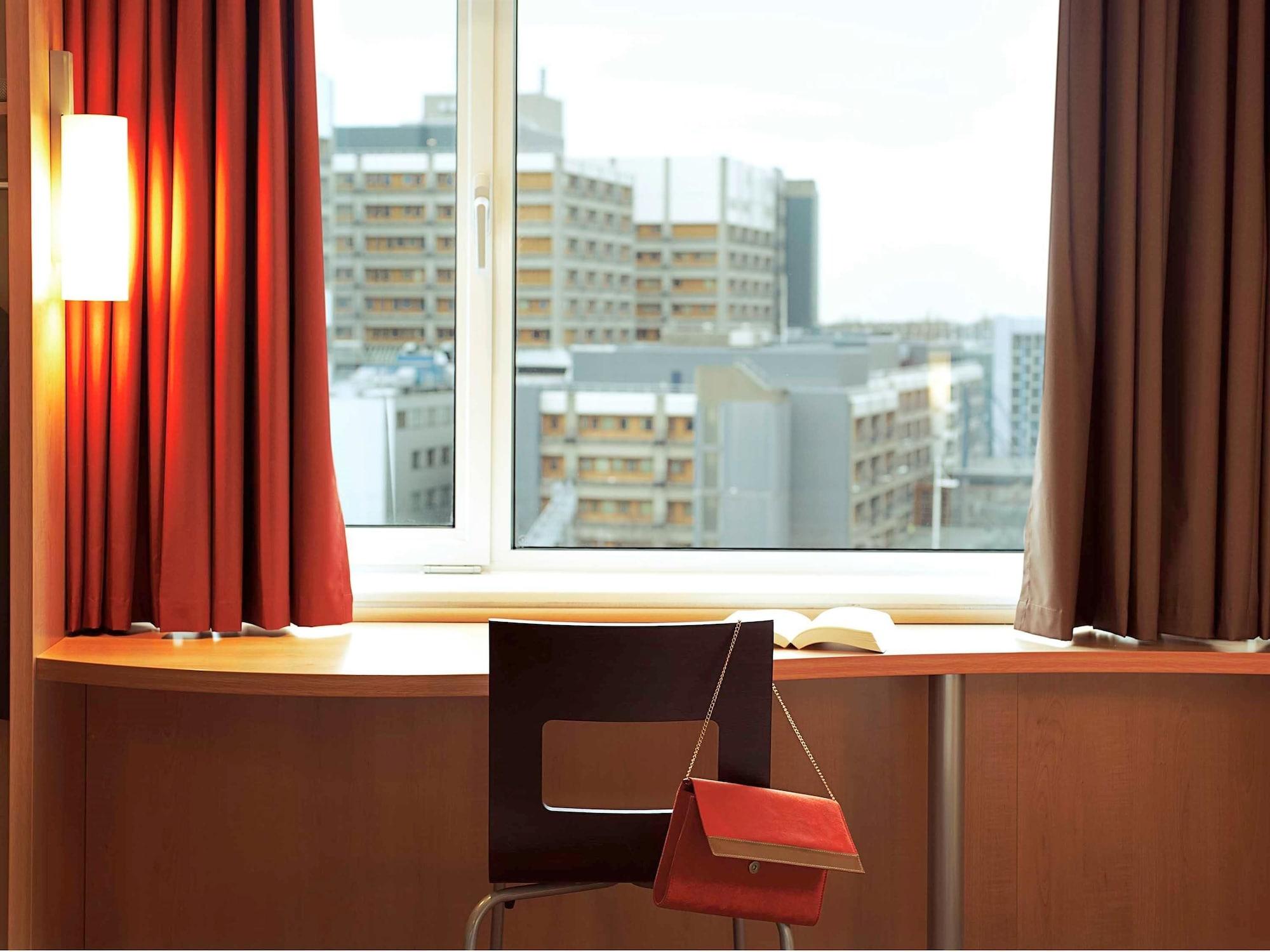 Ibis Calais Car Ferry Hotel Luaran gambar